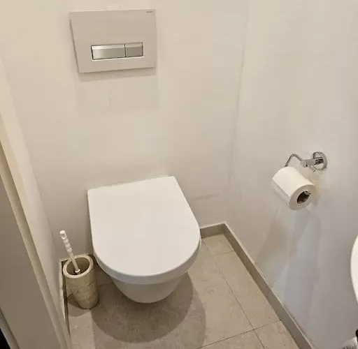 Apartment Bright, Comfy Flat, Location *