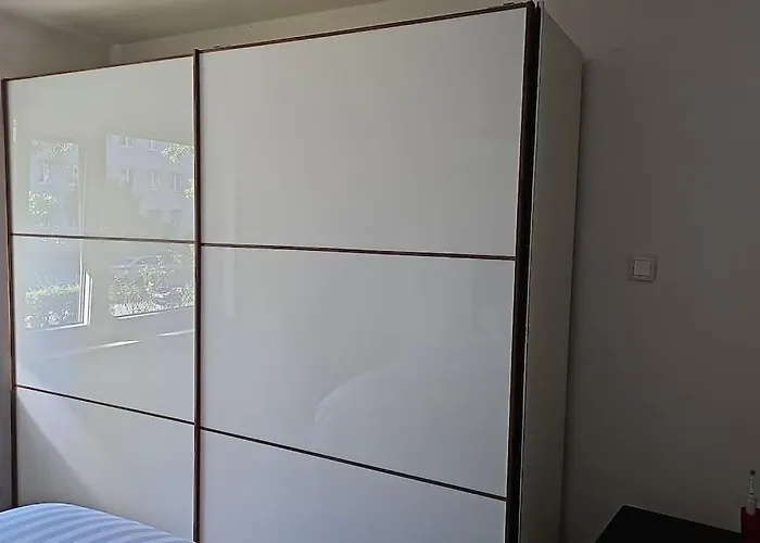 Apartment Bright, Comfy Flat, Location *