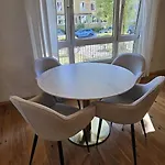 Bright, Comfy Flat, Location מינכן