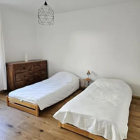 公寓 Bright, Comfy Flat, Location *